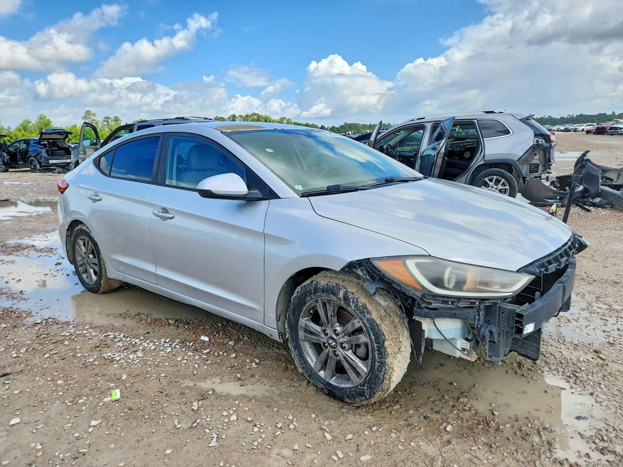 2017 HYUNDAI ELANTRA SE photo 7