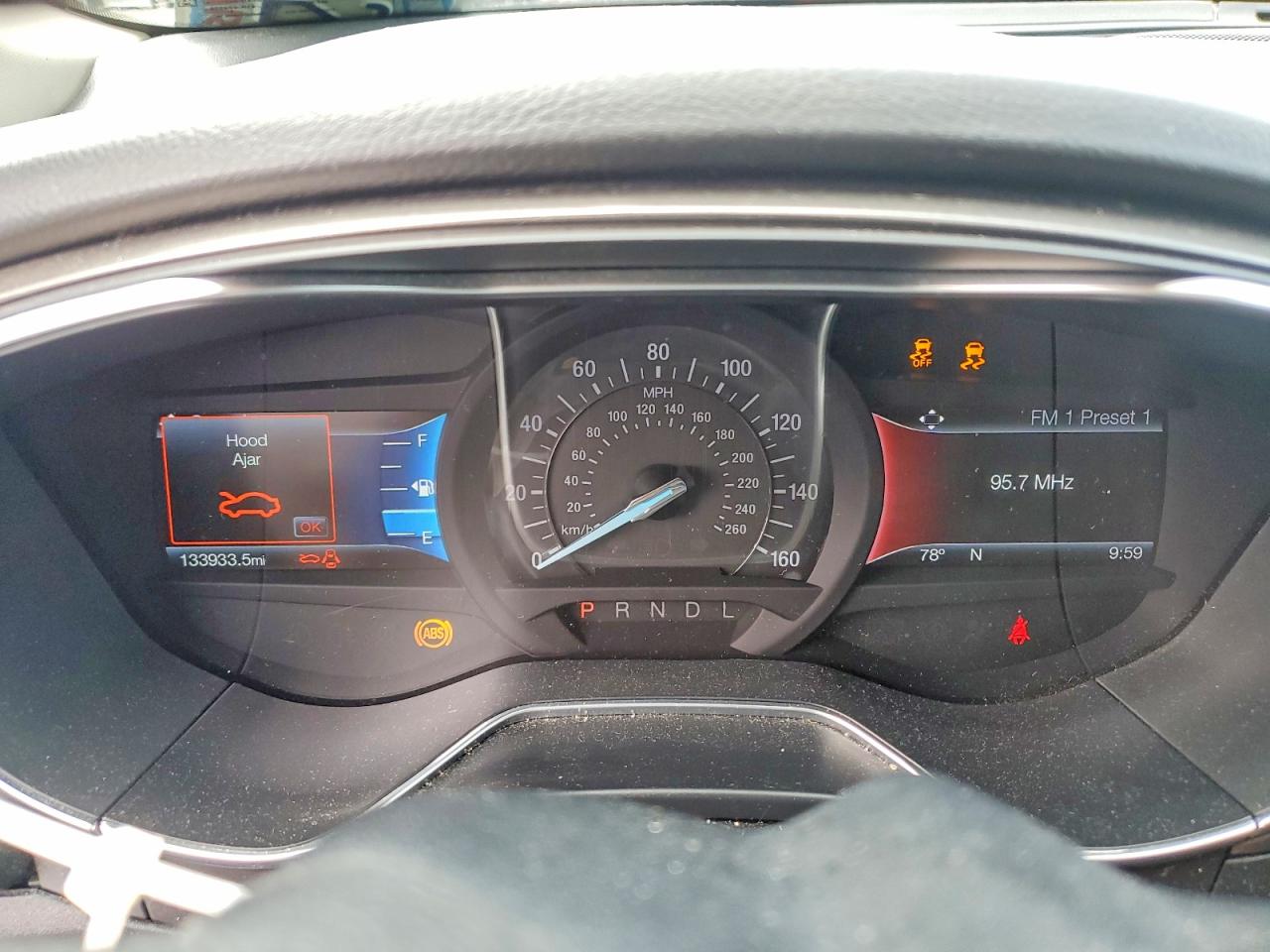 2017 FORD FUSION SE photo 17