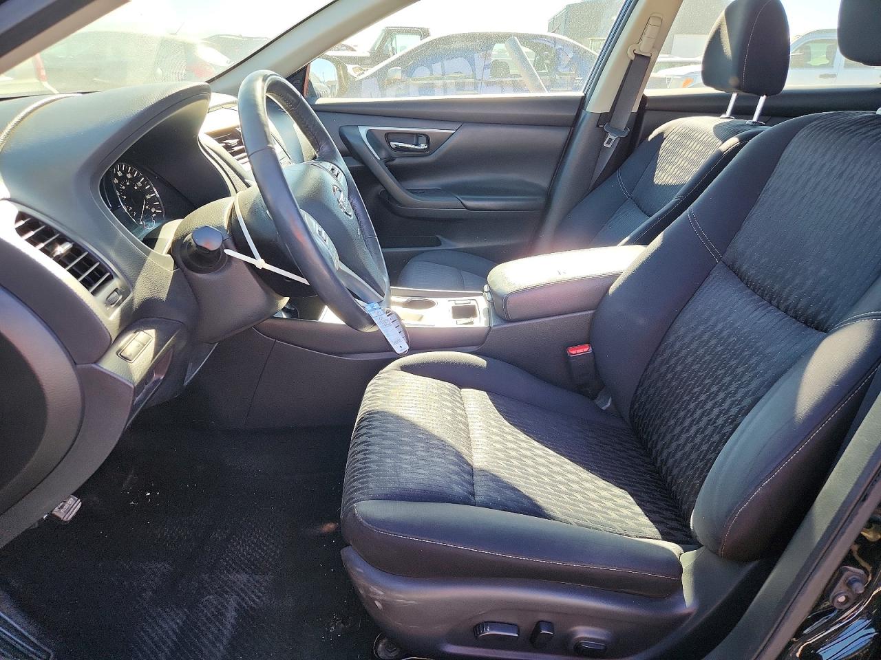2017 NISSAN ALTIMA 2.5 SV photo 19
