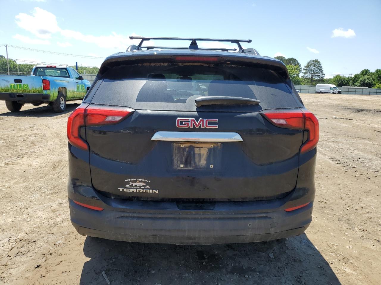 2018 GMC TERRAIN photo 6