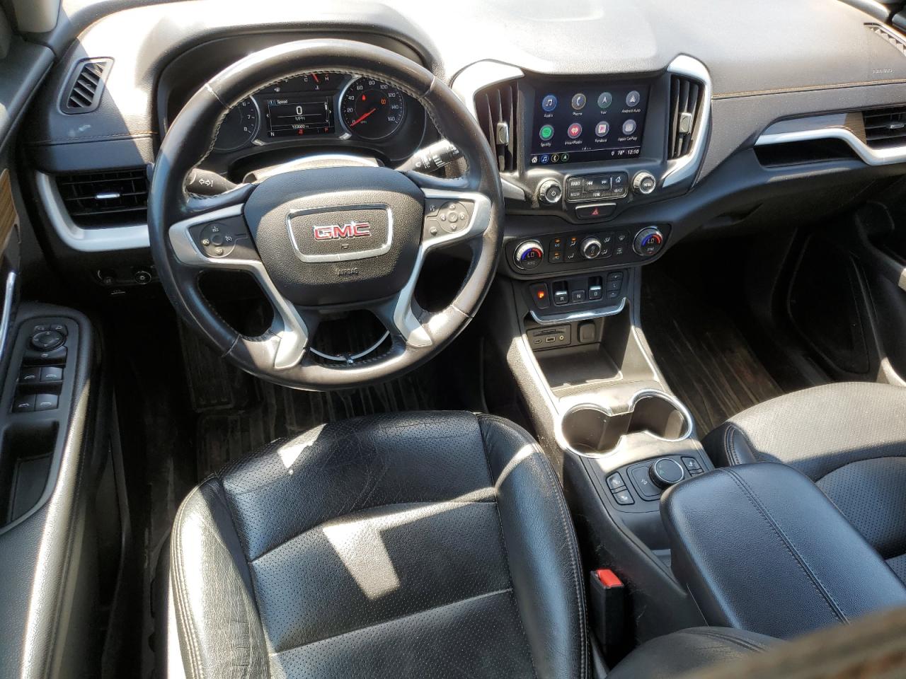 2018 GMC TERRAIN photo 8