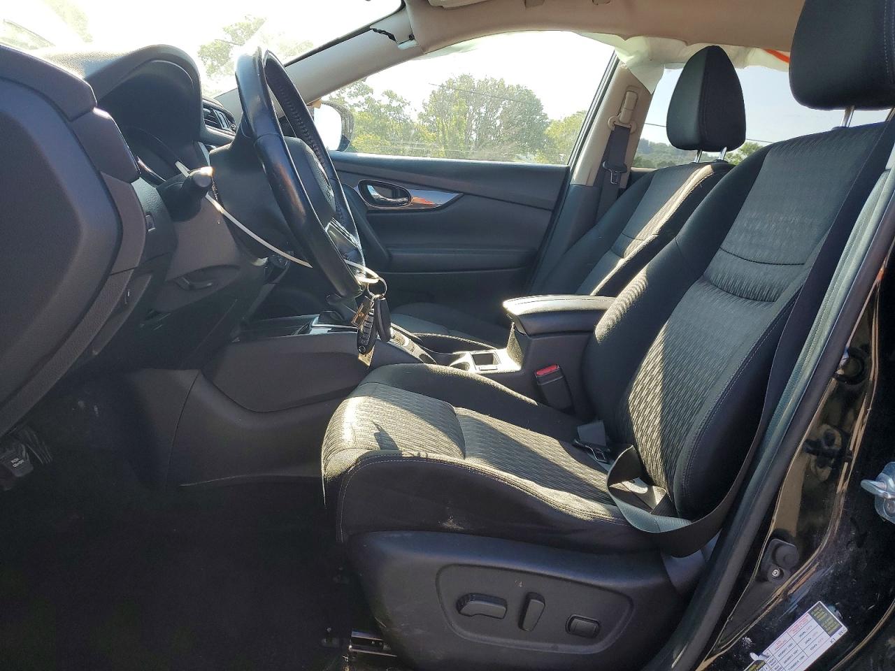2018 NISSAN ROGUE SV photo 13
