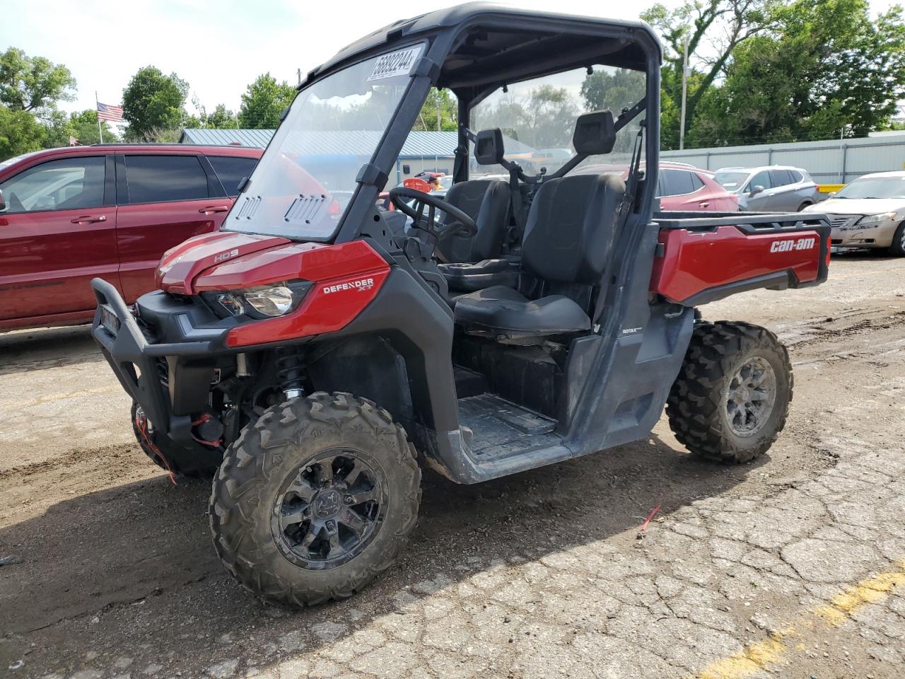2024 CAN-AM DEFENDER photo 2