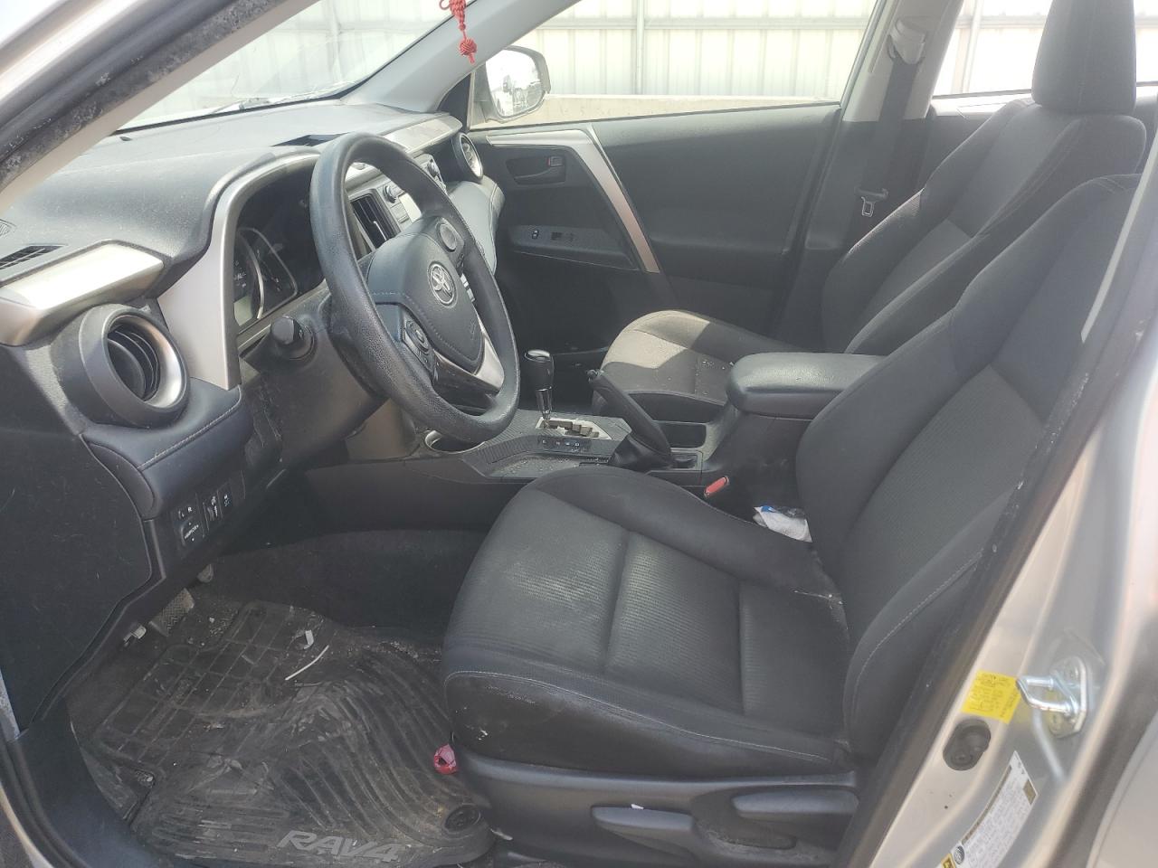 2013 TOYOTA RAV4 XLE photo 7