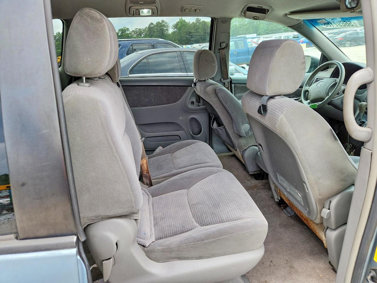 2006 TOYOTA SIENNA LE 8 PASSENGER photo 11