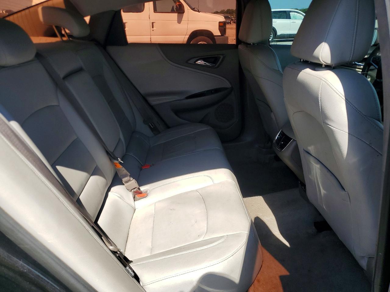 2017 CHEVROLET MALIBU LT photo 19