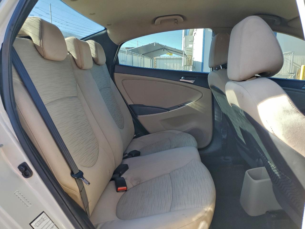 2016 HYUNDAI ACCENT SE photo 10