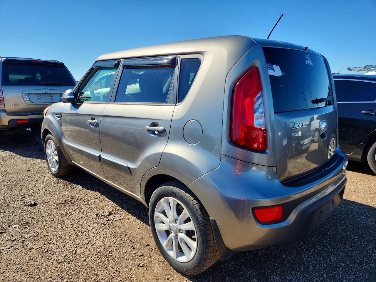 2013 KIA SOUL + photo 4