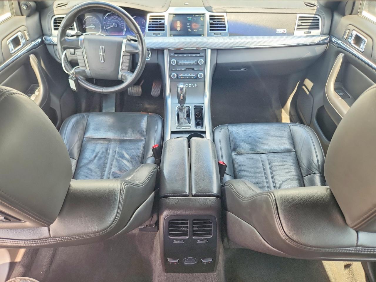 2012 LINCOLN MKS photo 8