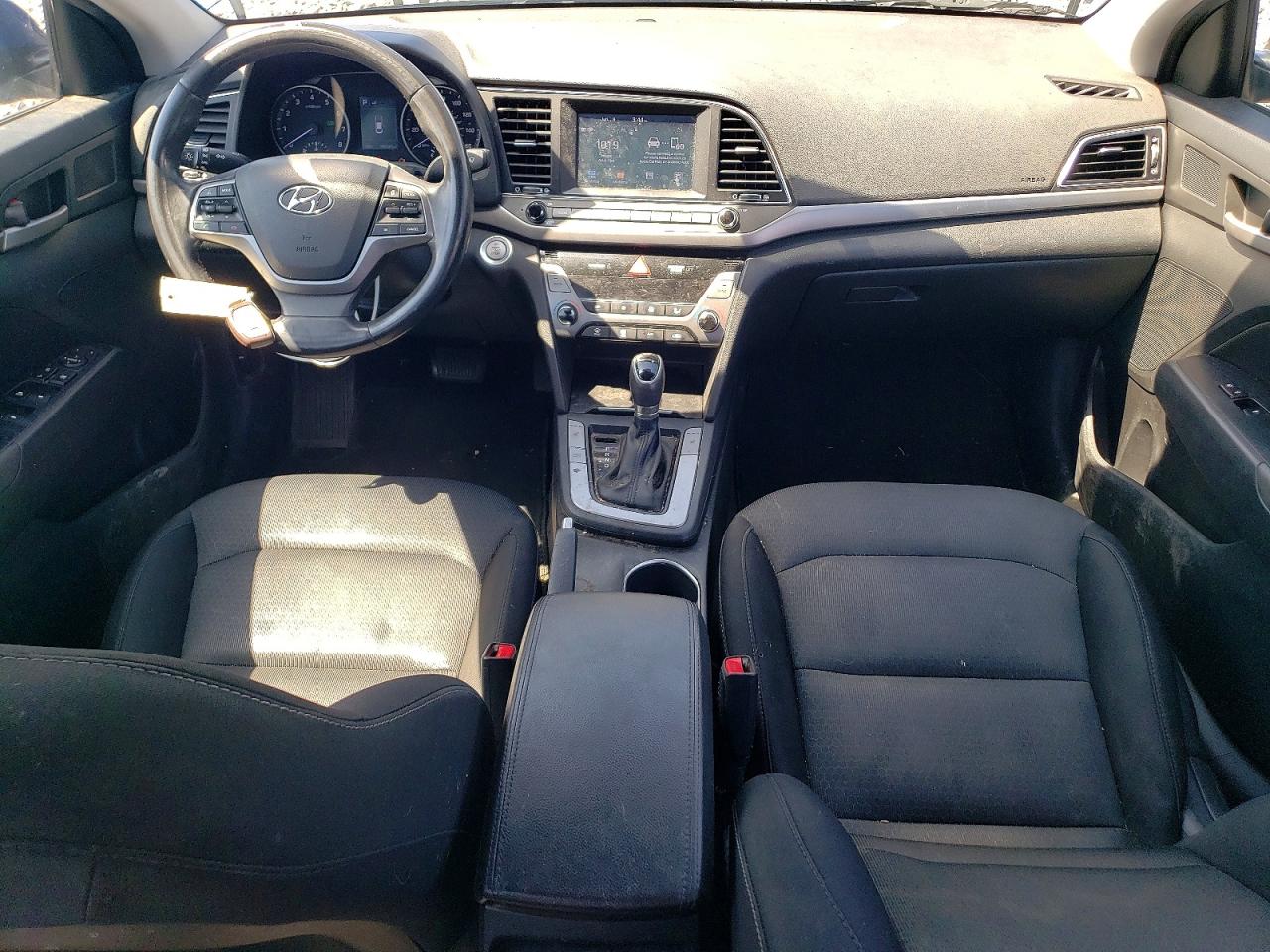 2017 HYUNDAI ELANTRA VALUE EDITION photo 8