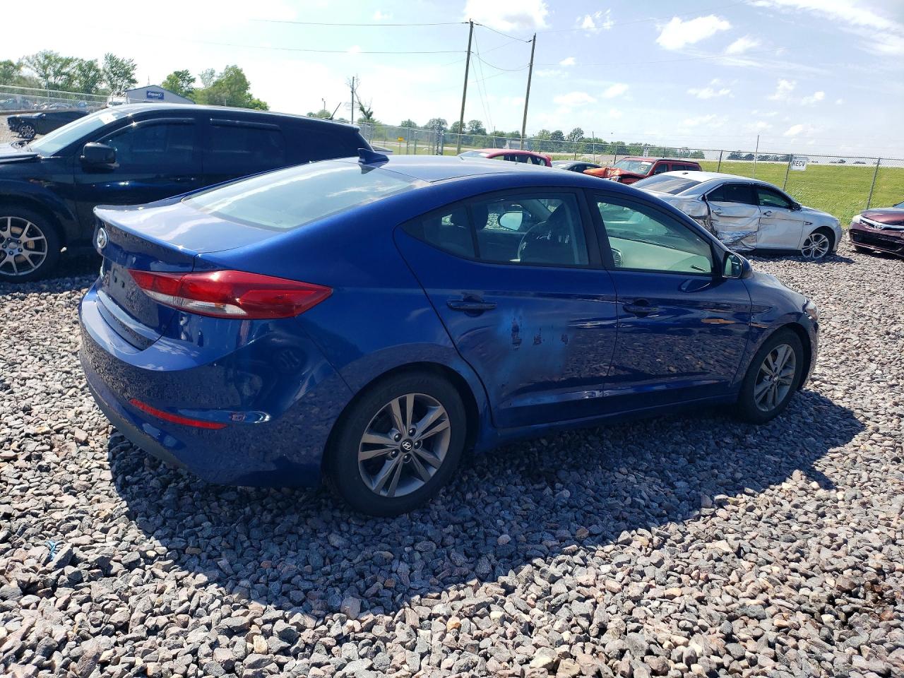 2017 HYUNDAI ELANTRA VALUE EDITION photo 3