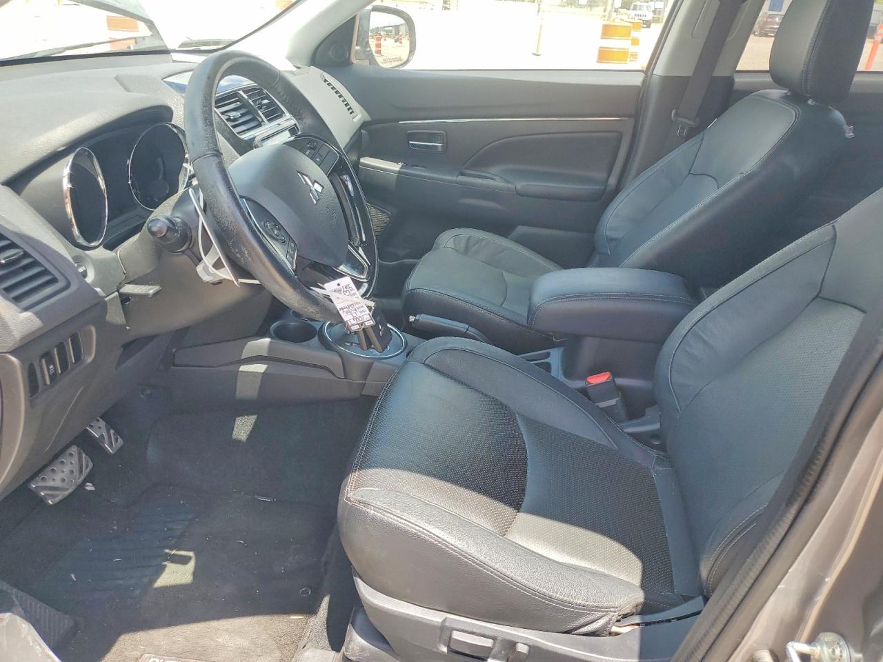 2017 MITSUBISHI OUTLANDER SPORT SEL photo 13