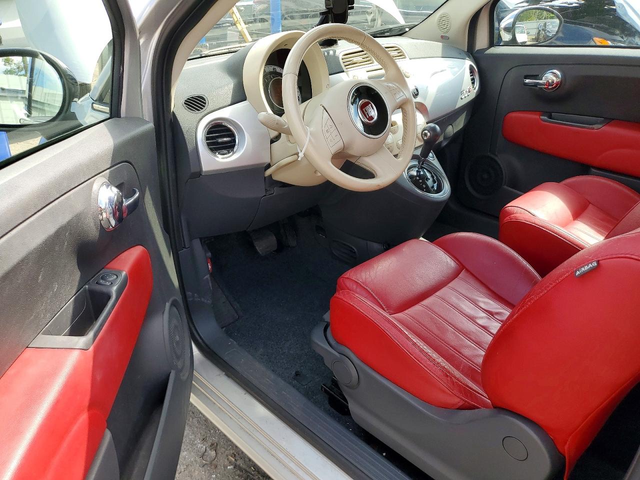 2013 FIAT 500 LOUNGE photo 8