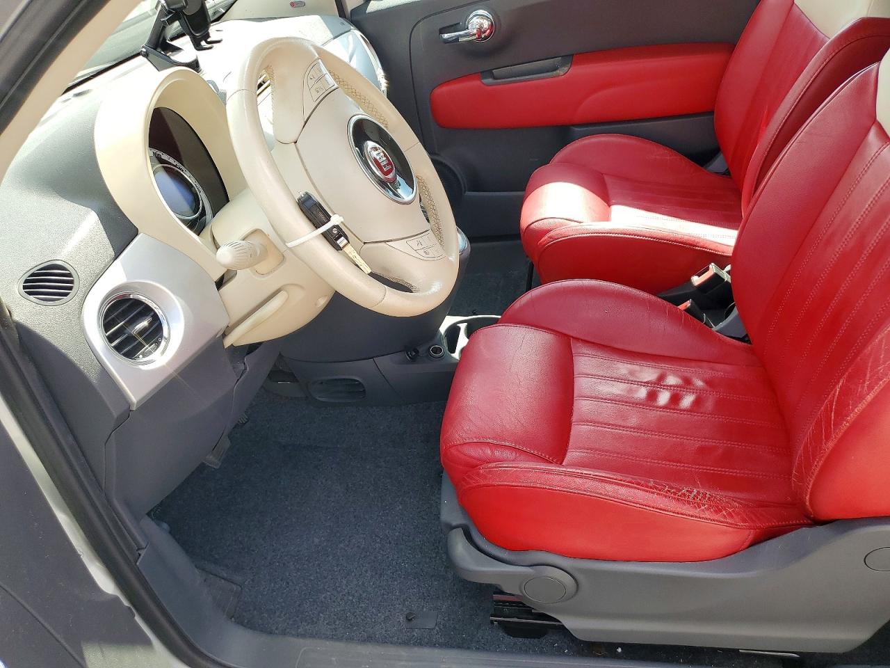 2013 FIAT 500 LOUNGE photo 7