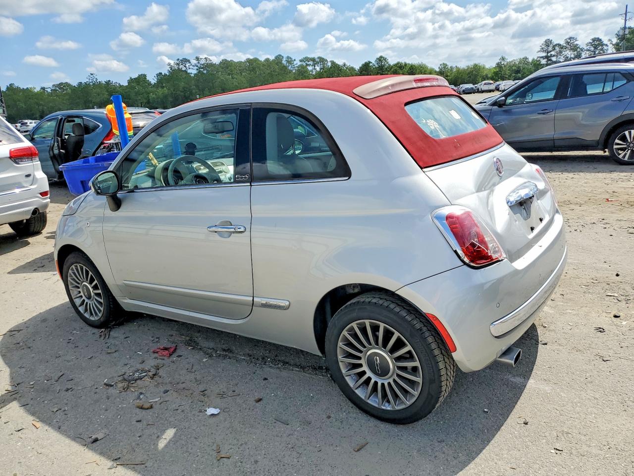 2013 FIAT 500 LOUNGE photo 2