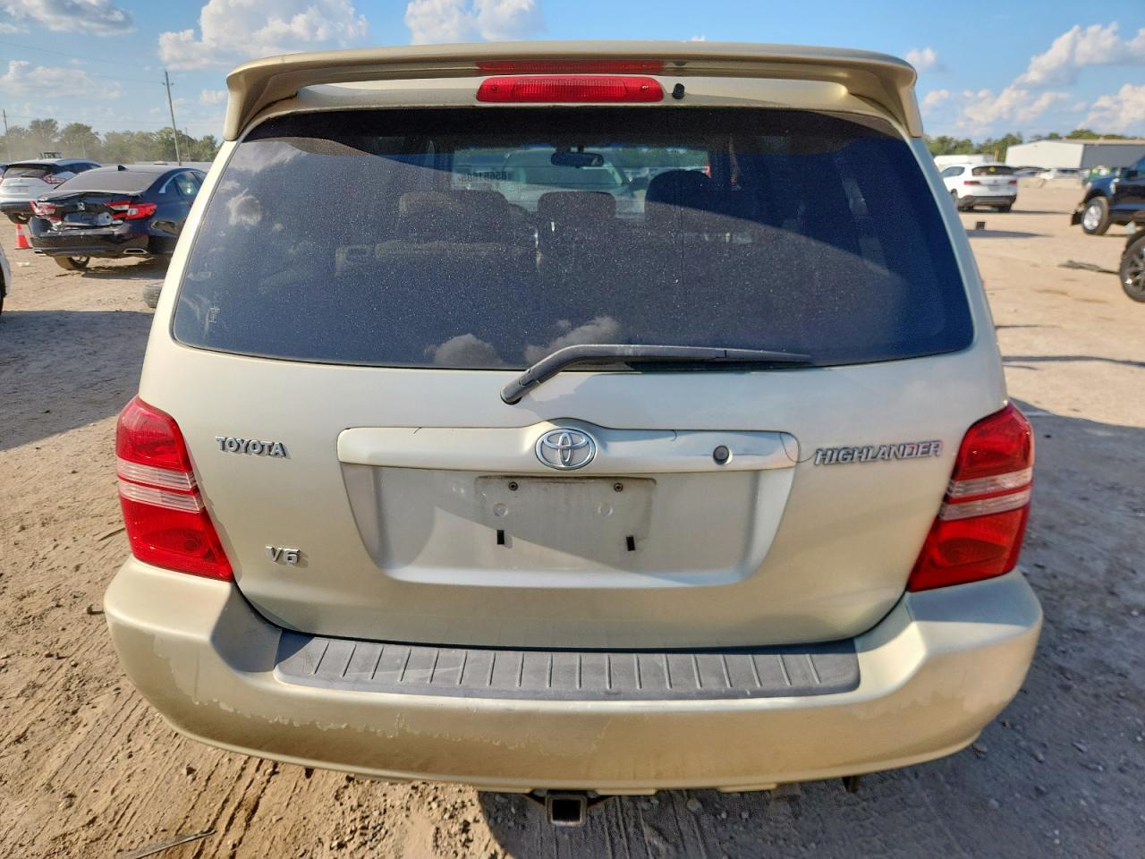 2003 TOYOTA HIGHLANDER LIMITED photo 16