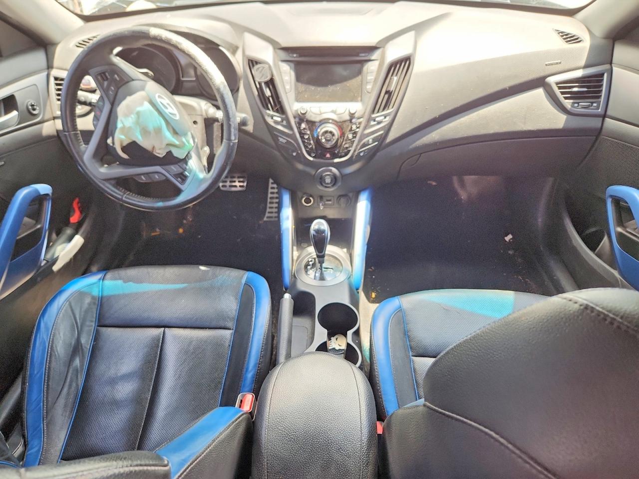 2013 HYUNDAI VELOSTER TURBO photo 15