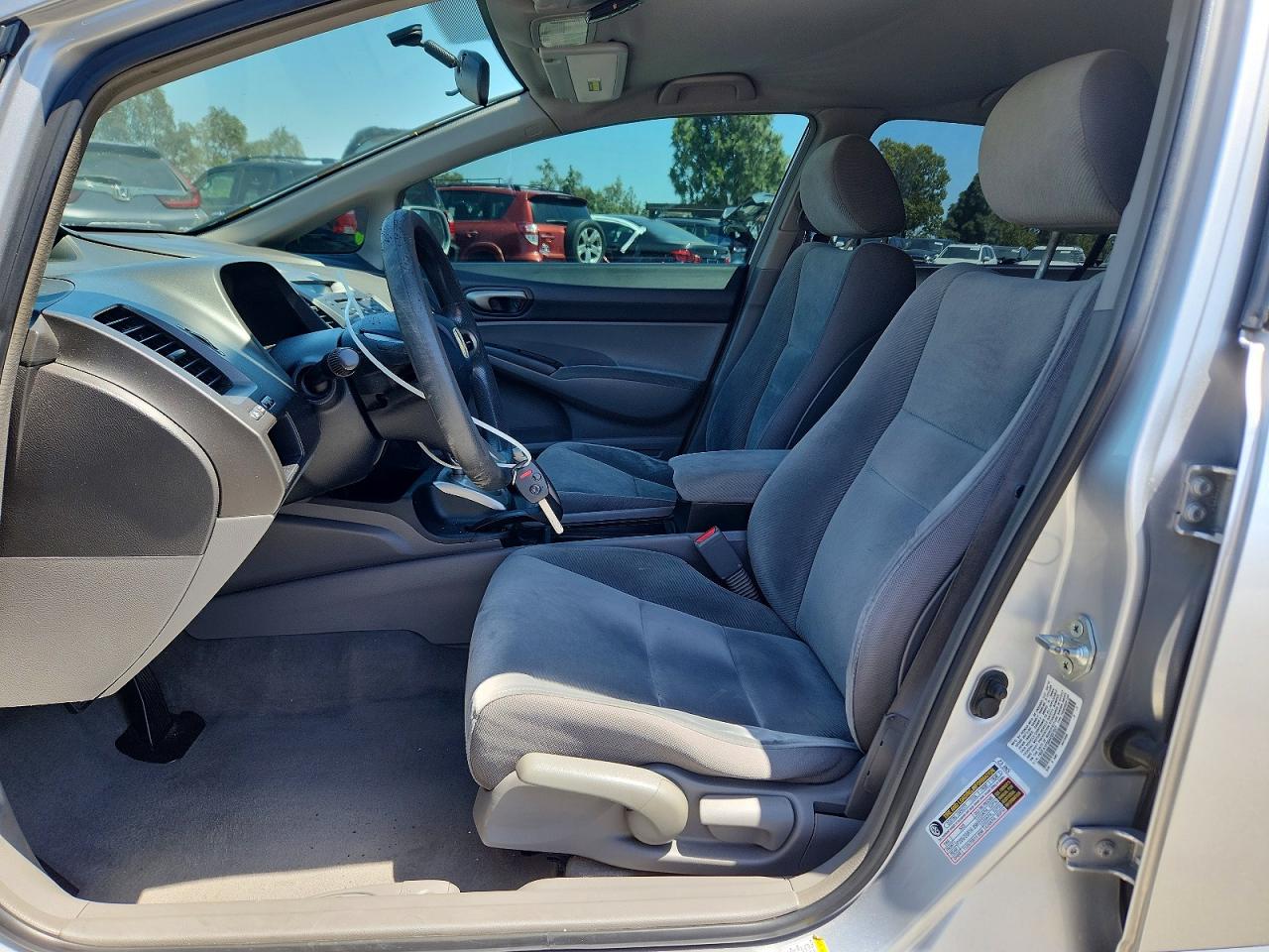 2010 HONDA CIVIC LX photo 13