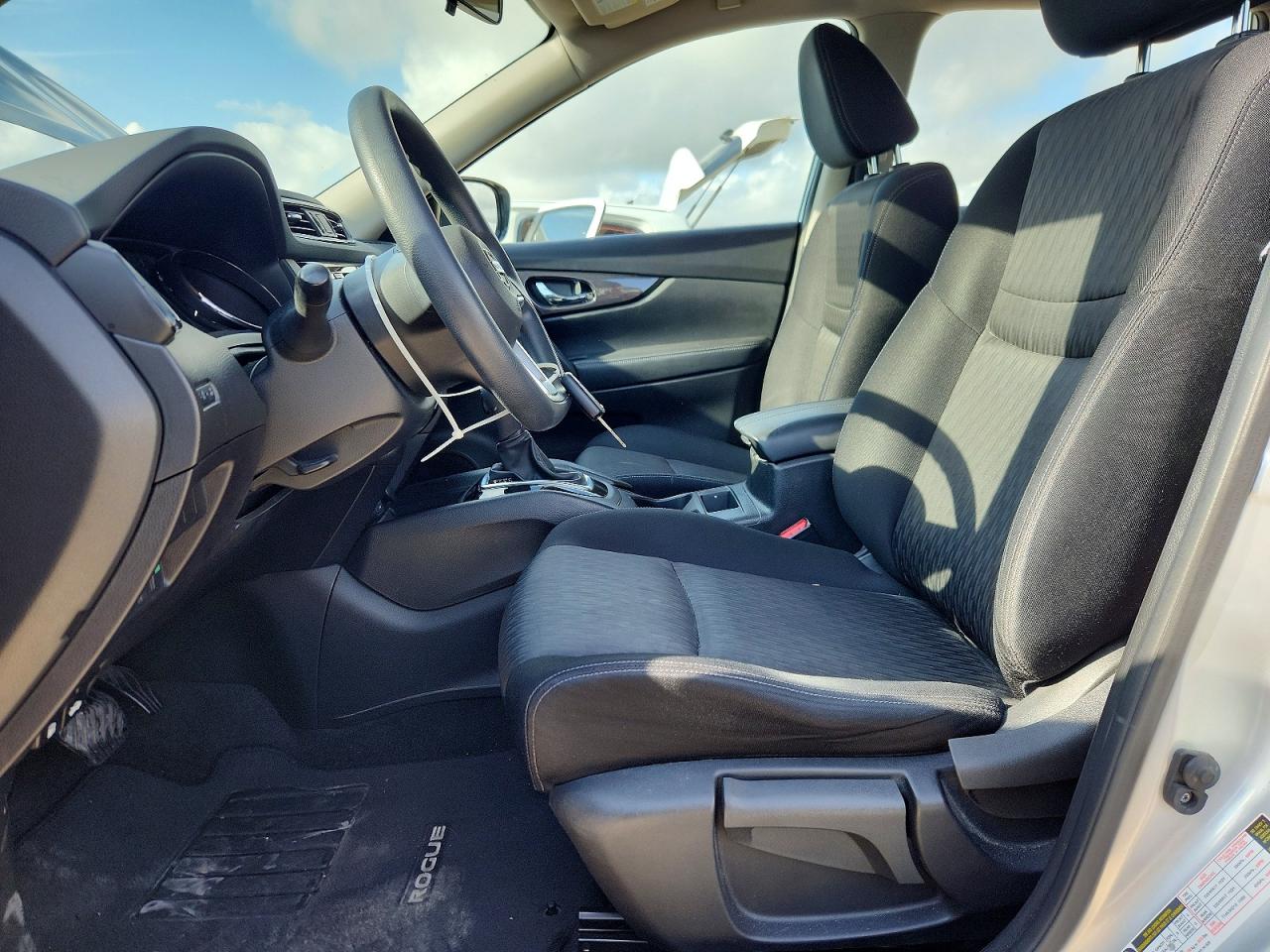 2017 NISSAN ROGUE S photo 13