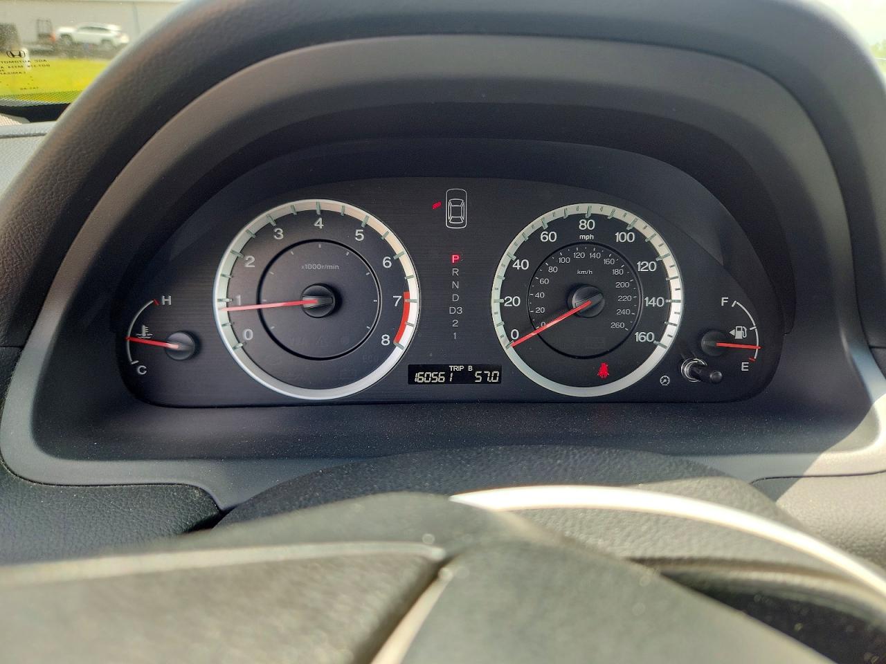 2010 HONDA ACCORD LX photo 9