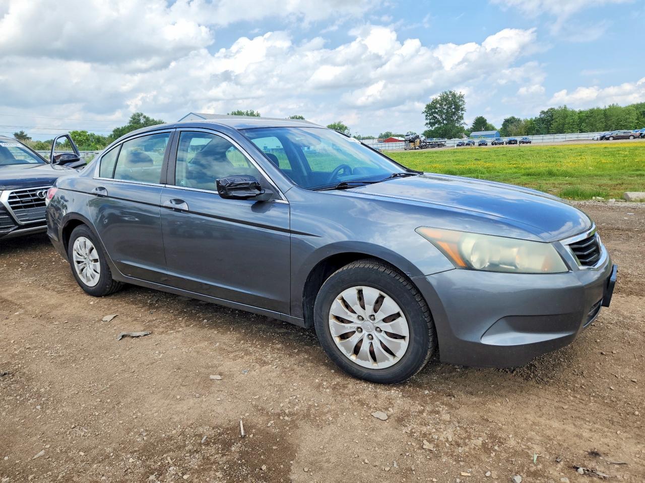 2010 HONDA ACCORD LX photo 4
