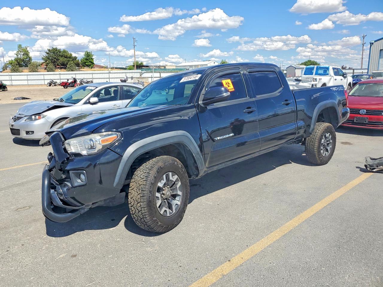 2017 TOYOTA TACOMA