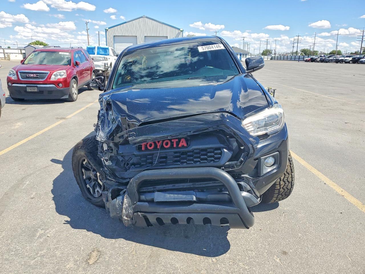 2017 TOYOTA TACOMA TRD OFF-ROAD photo 13