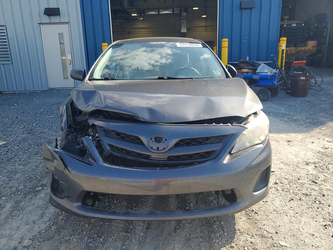 2011 TOYOTA COROLLA BASE photo 5