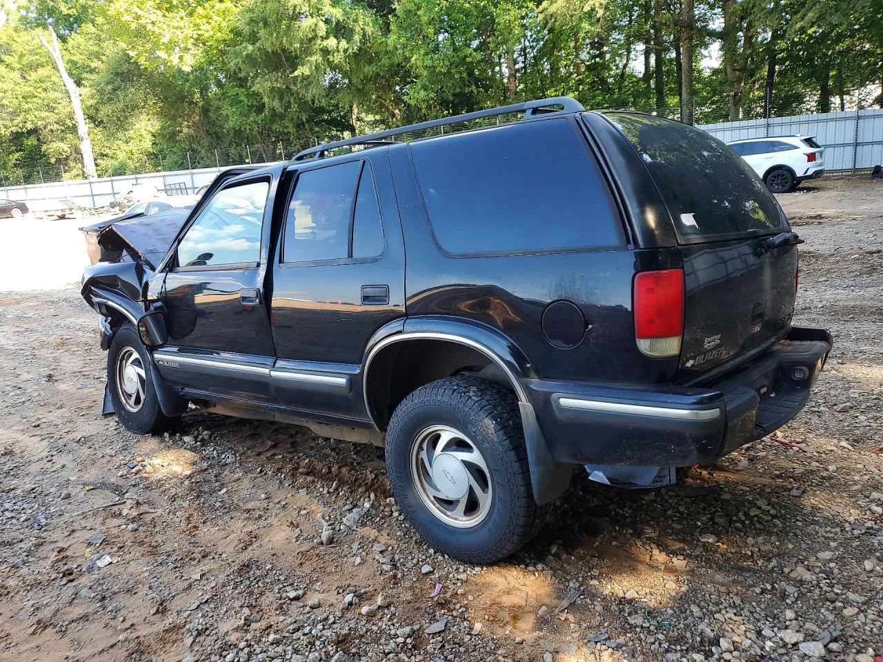 1998 CHEVROLET BLAZER photo 3