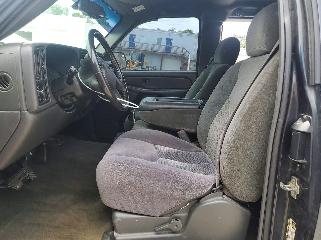 2004 CHEVROLET SILVERADO K1500 photo 13