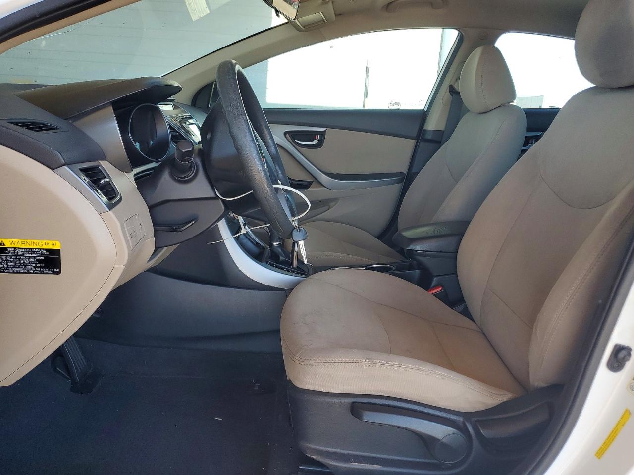 2016 HYUNDAI ELANTRA SE photo 19