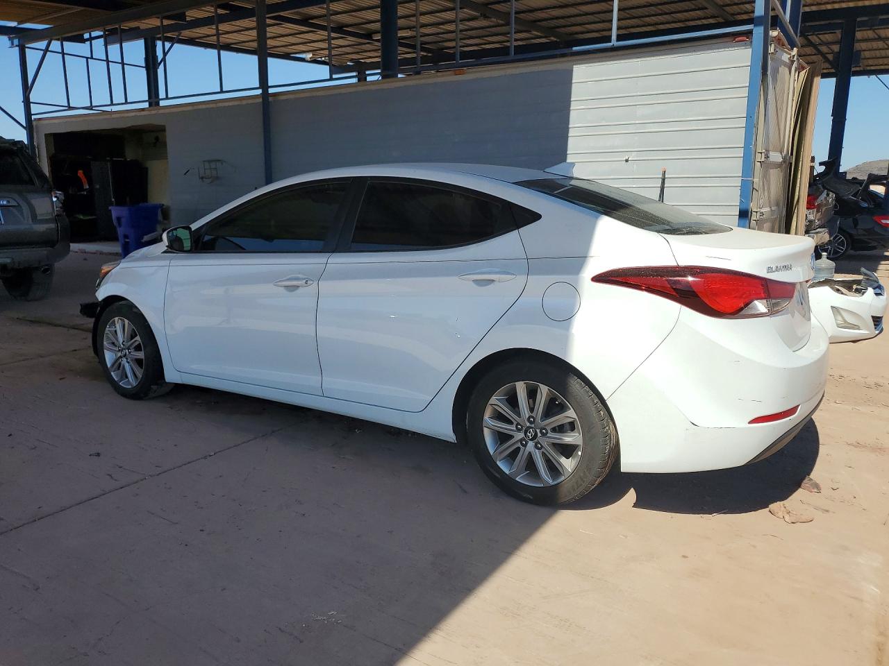 2016 HYUNDAI ELANTRA SE photo 4