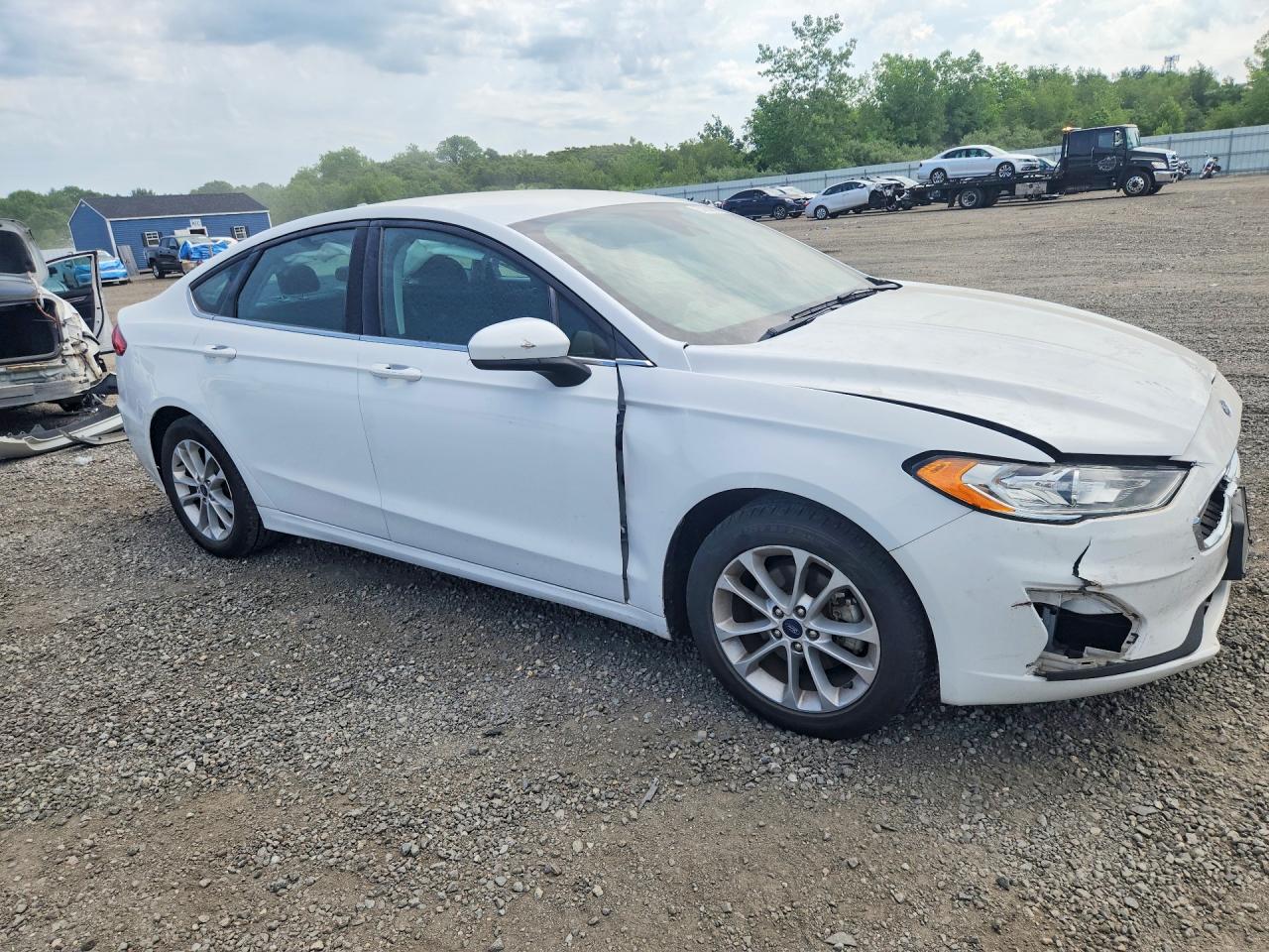 2020 FORD FUSION SE photo 10