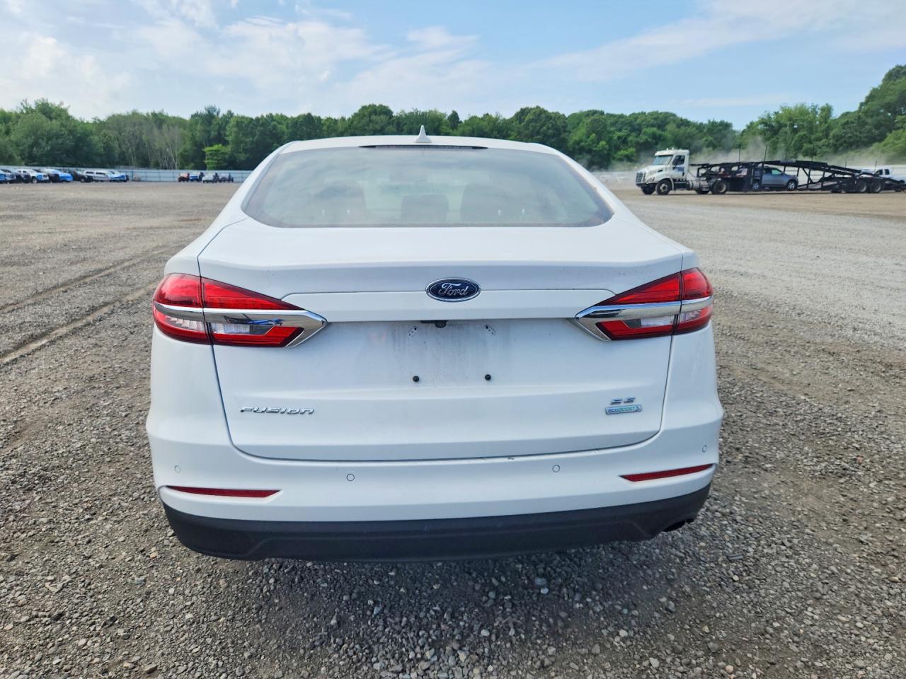 2020 FORD FUSION SE photo 16