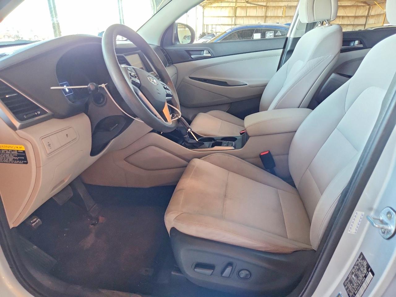 2018 HYUNDAI TUCSON SEL photo 13