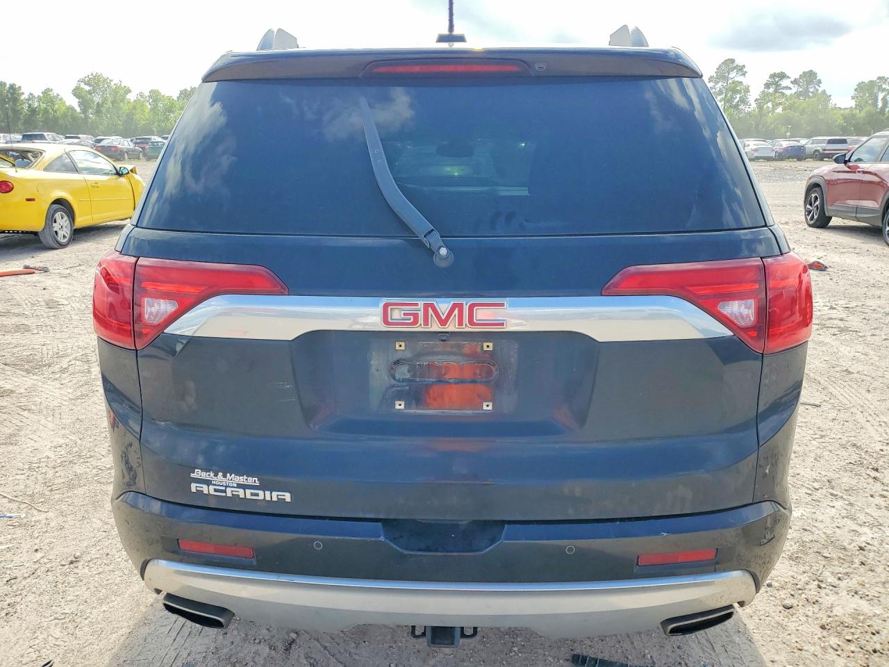 2019 GMC ACADIA DENALI photo 16