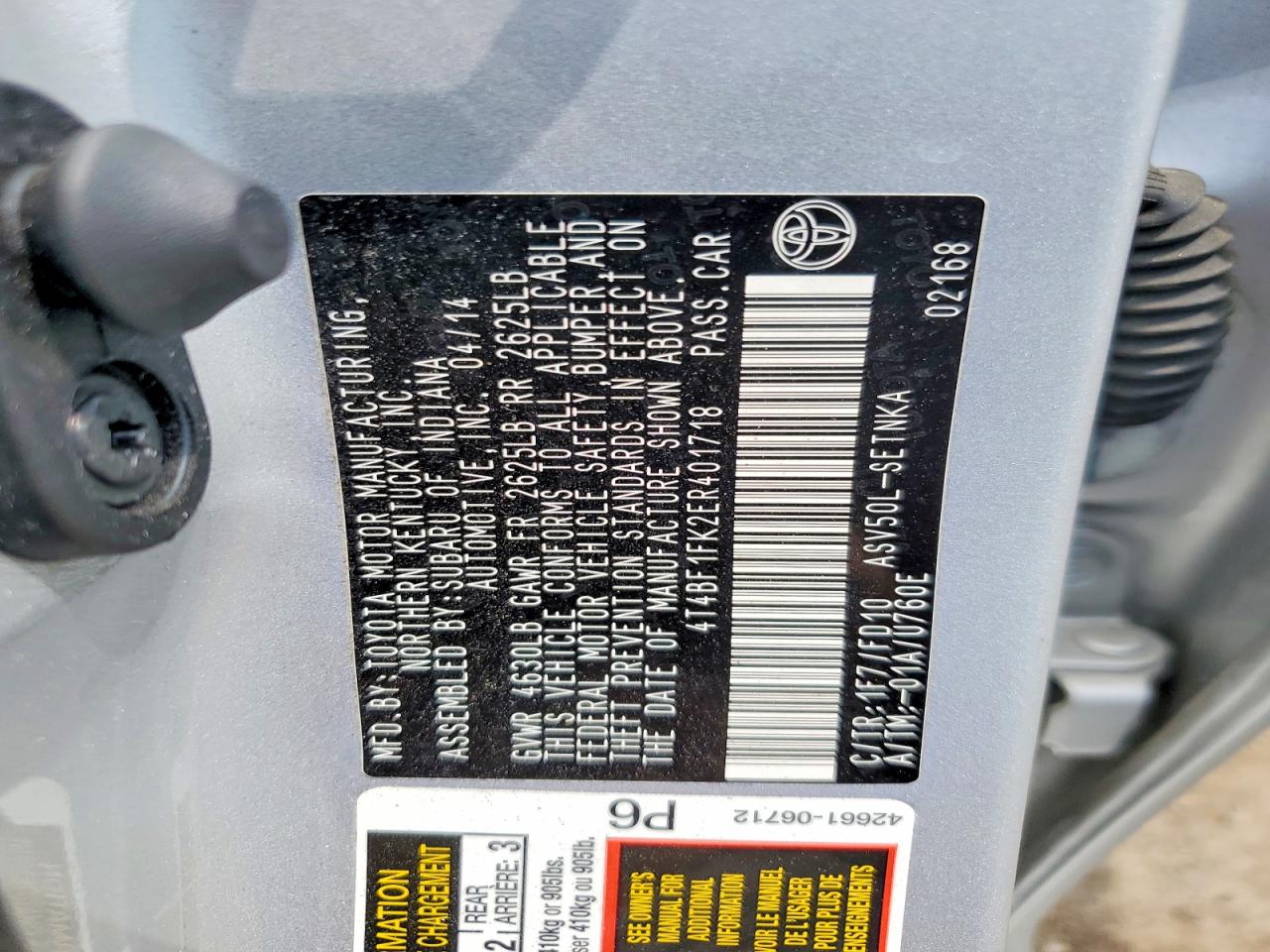 2014 TOYOTA CAMRY LE photo 12