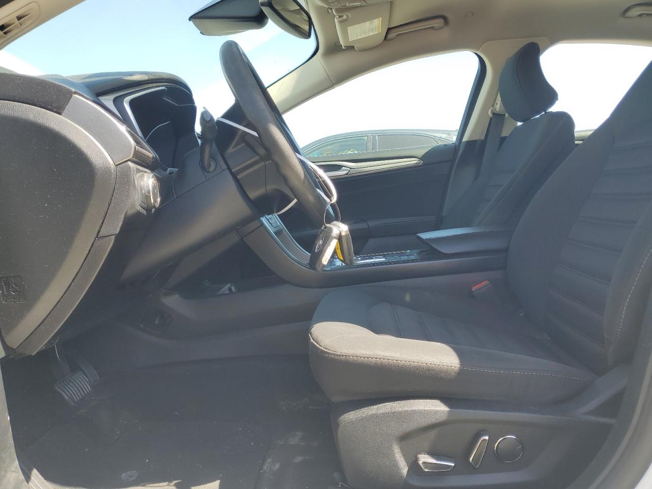 2019 FORD FUSION SE photo 13