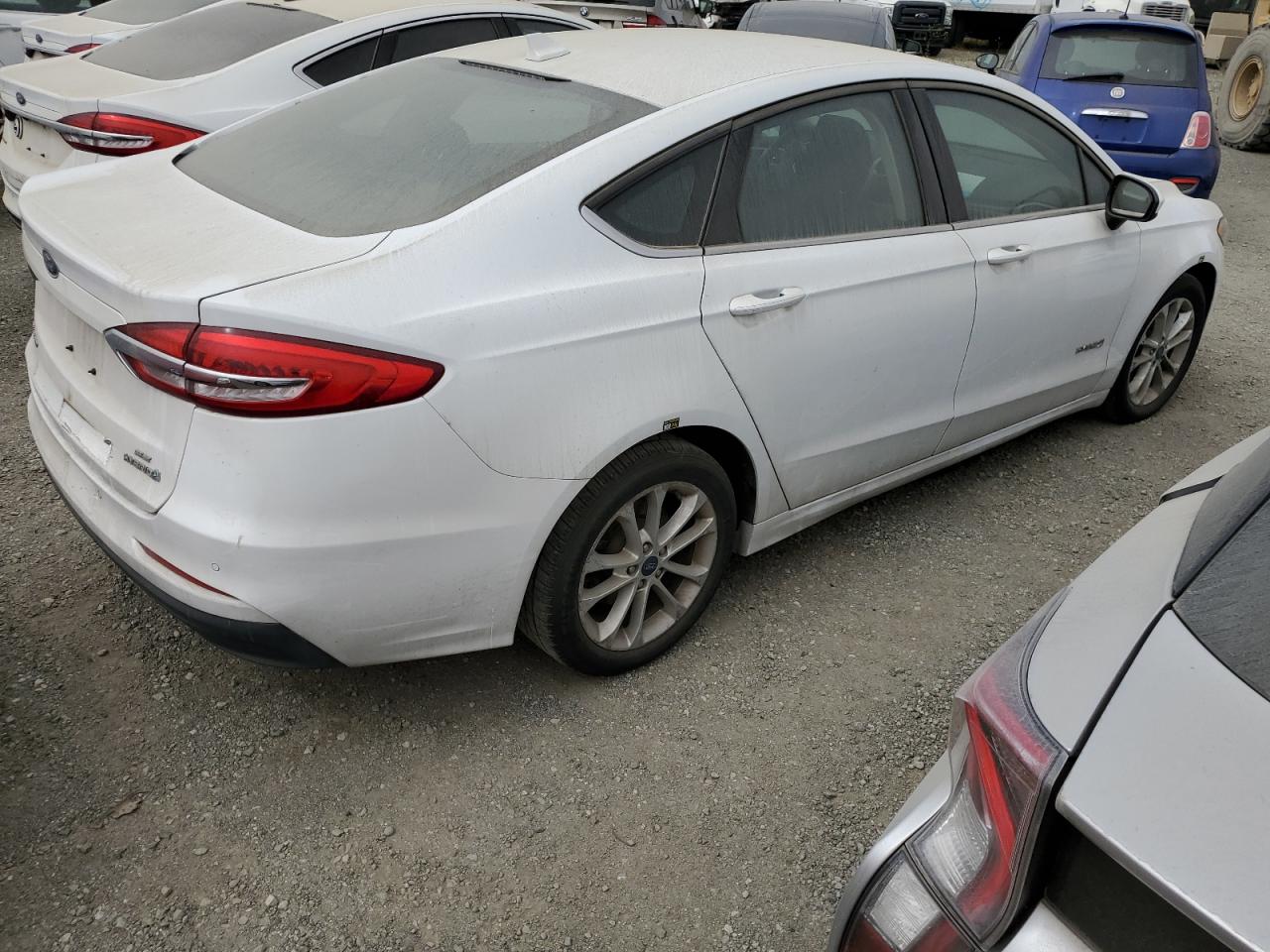 2019 FORD FUSION SE photo 5