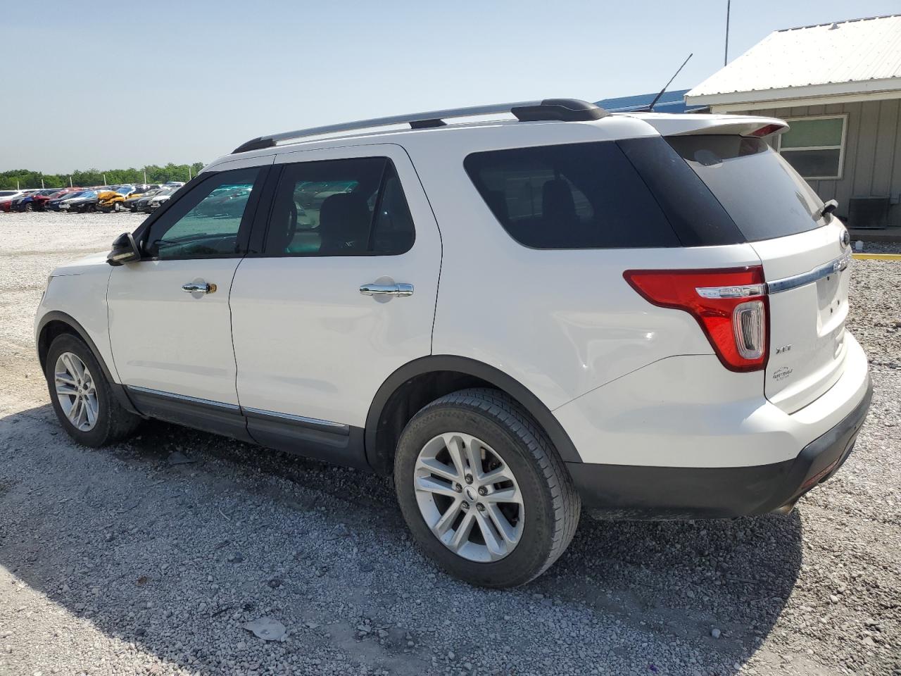 2013 FORD EXPLORER XLT photo 3