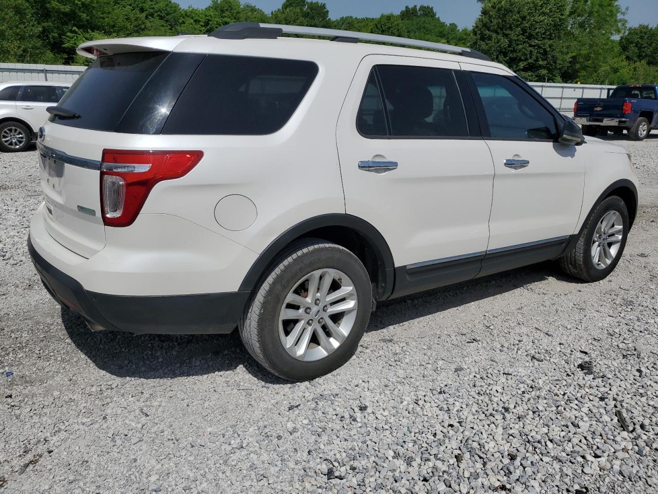 2013 FORD EXPLORER XLT photo 5