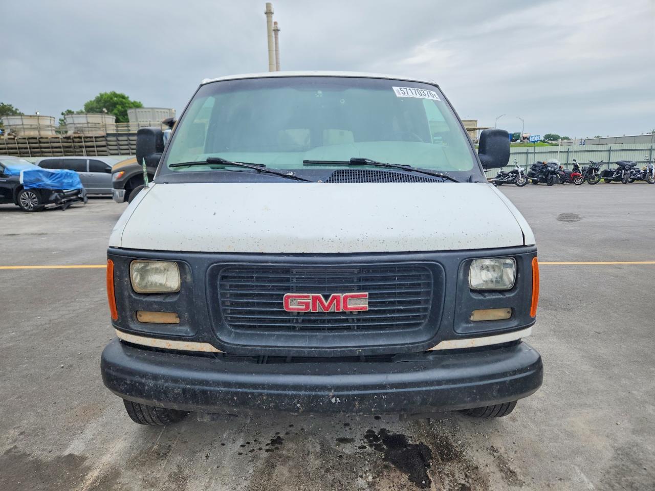 1998 GMC SAVANA G3500 photo 13