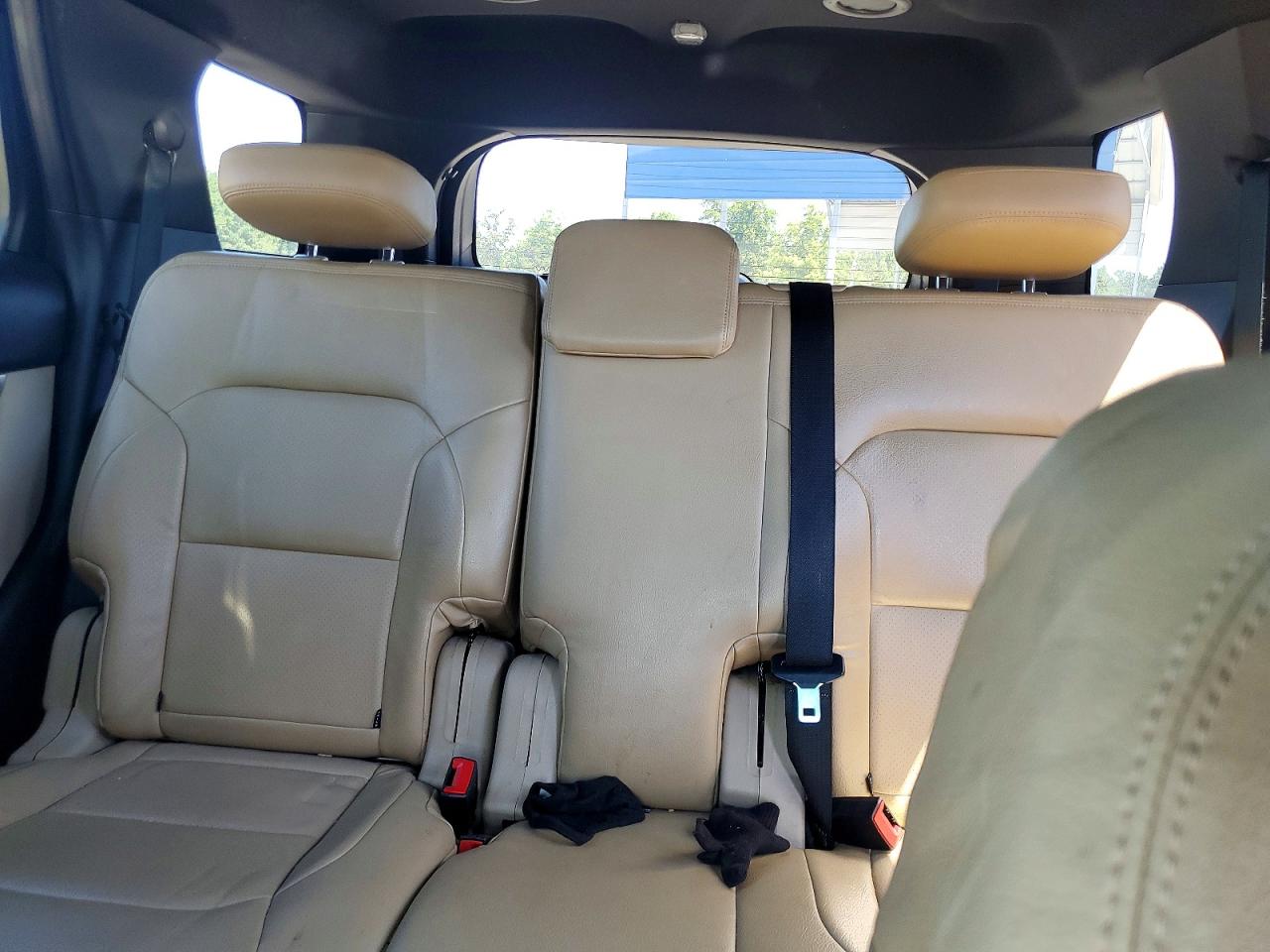 2016 FORD EXPLORER photo 19