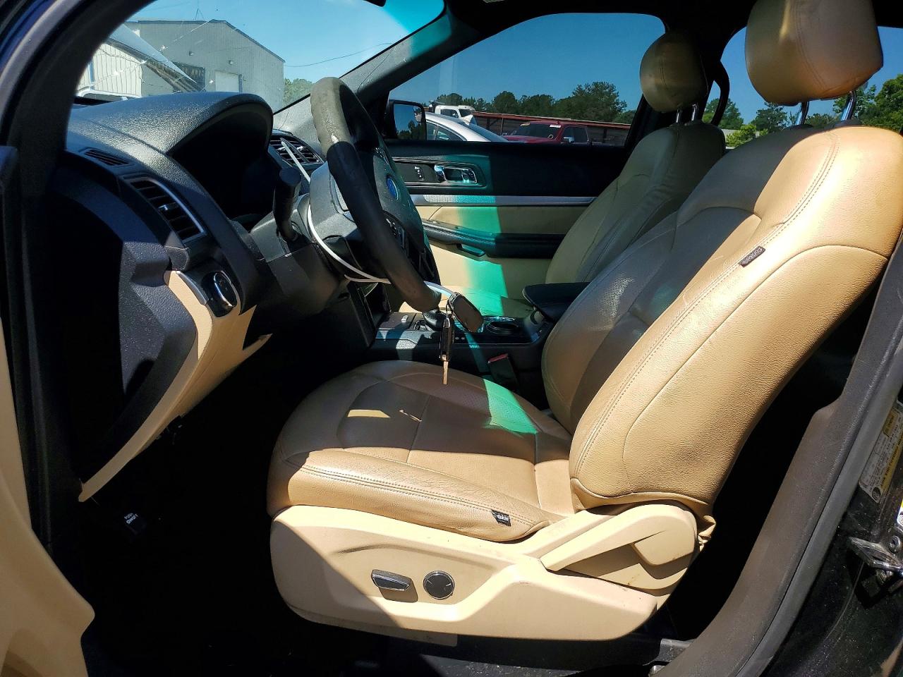 2016 FORD EXPLORER photo 13