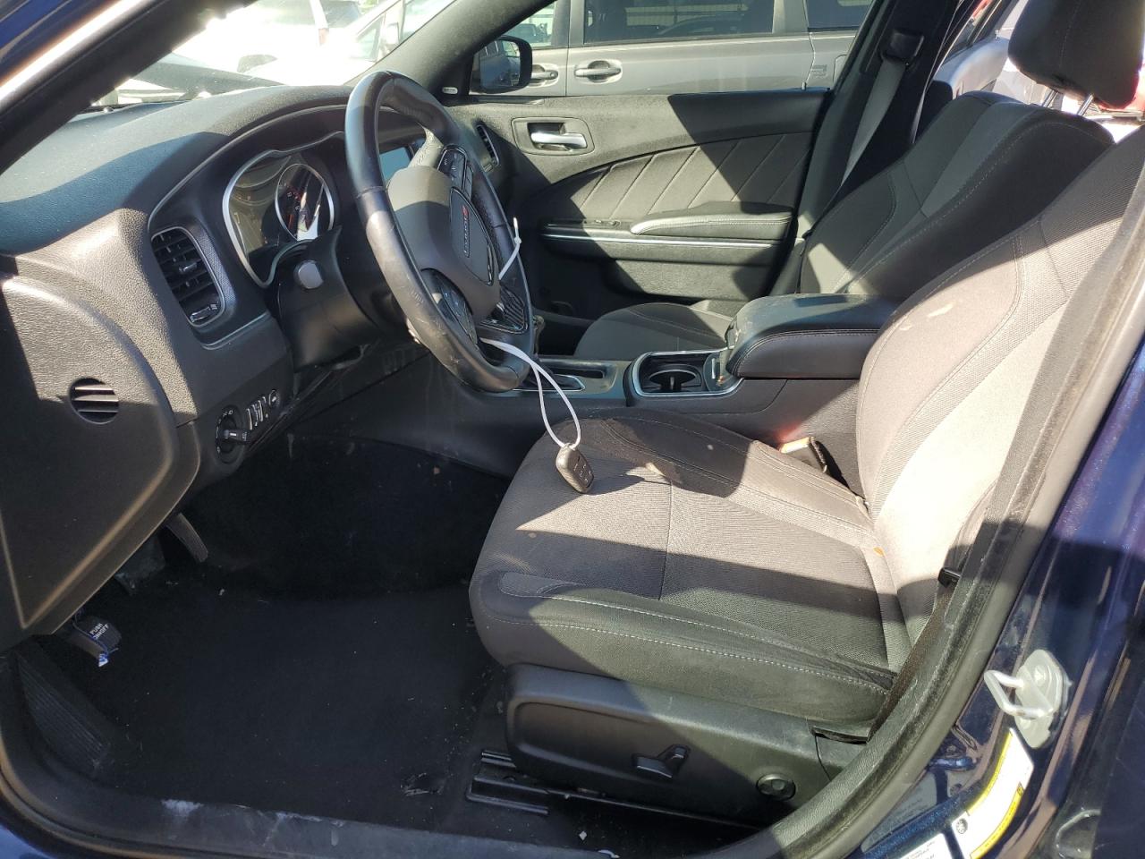 2015 DODGE CHARGER SXT photo 13