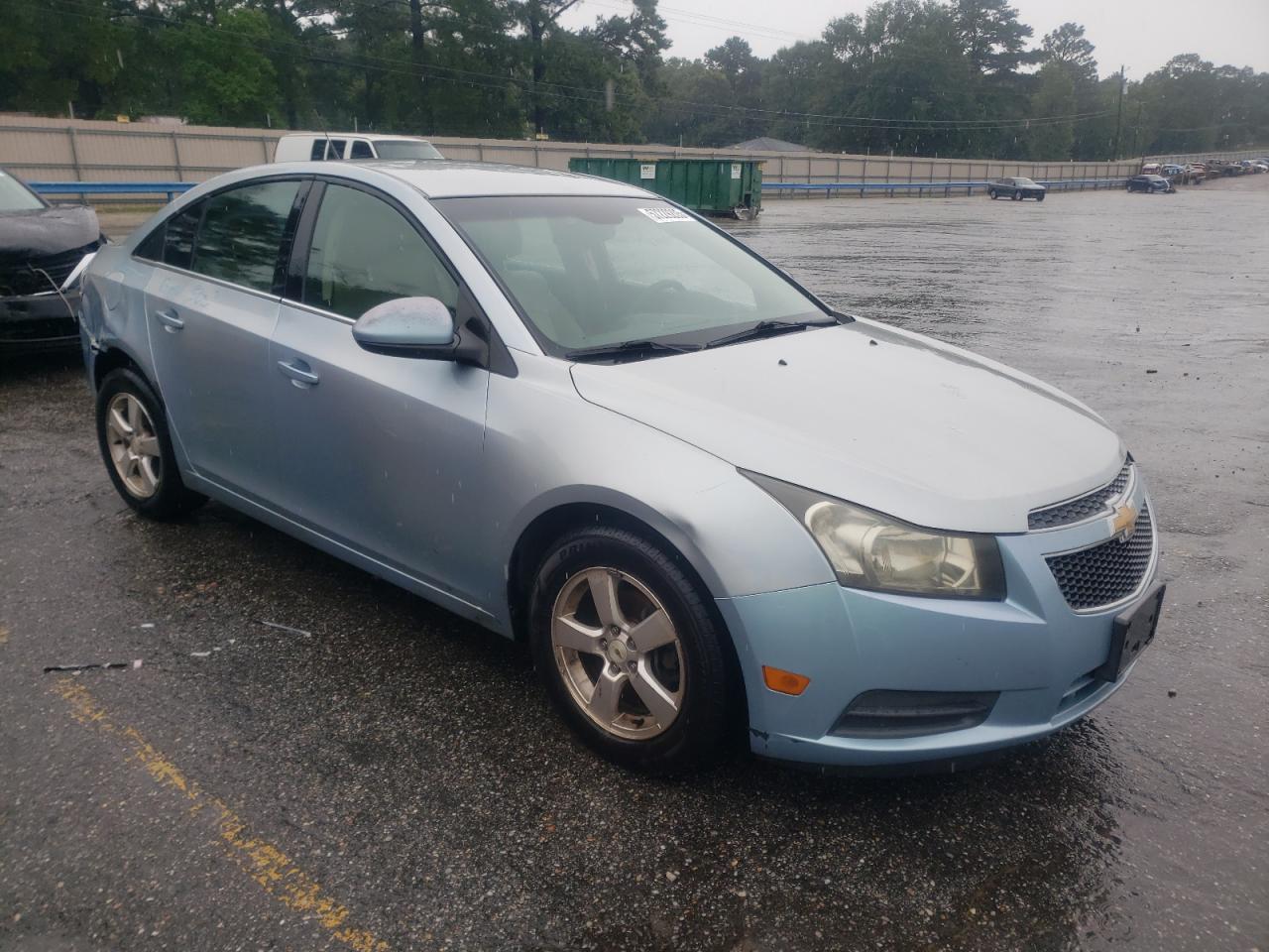 2011 CHEVROLET CRUZE LT photo 4