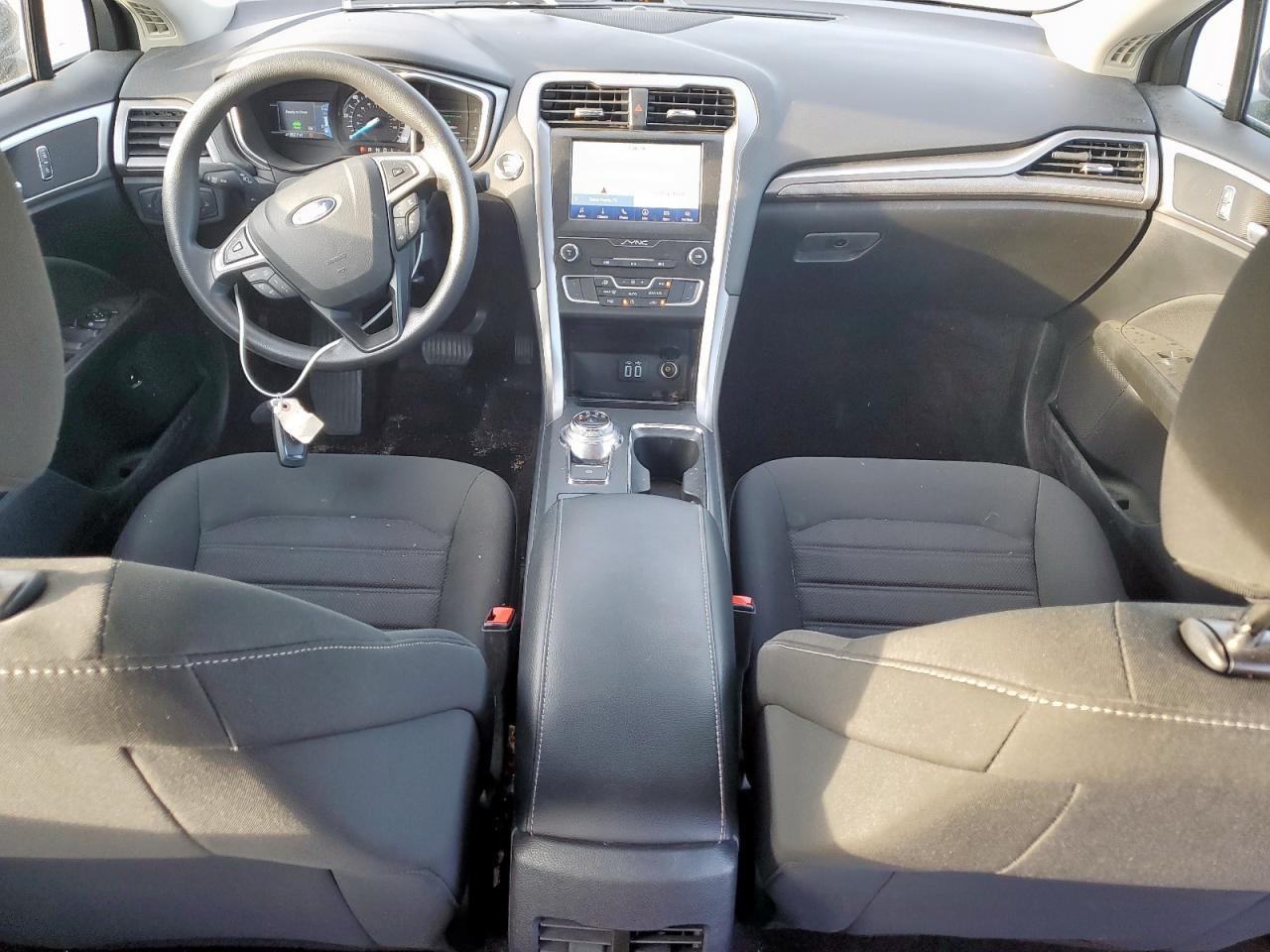 2020 FORD FUSION SE photo 15