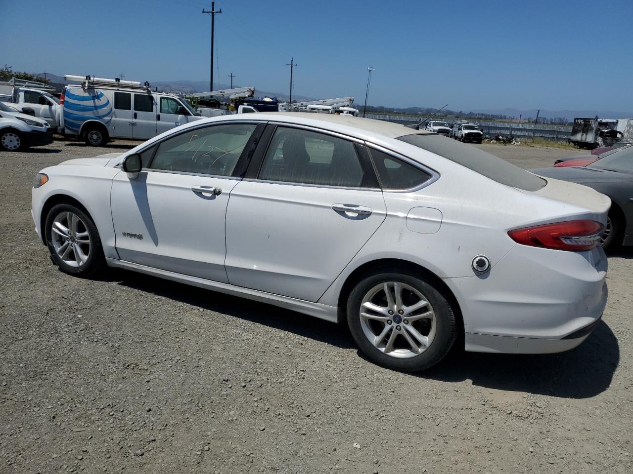 2018 FORD FUSION SE HYBRID photo 3
