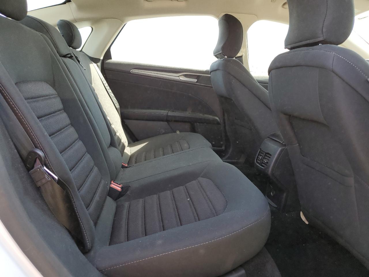 2019 FORD FUSION SE photo 19