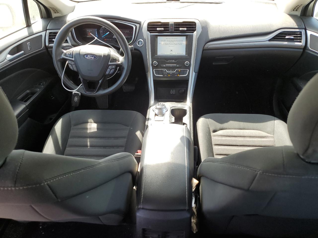 2019 FORD FUSION SE photo 15